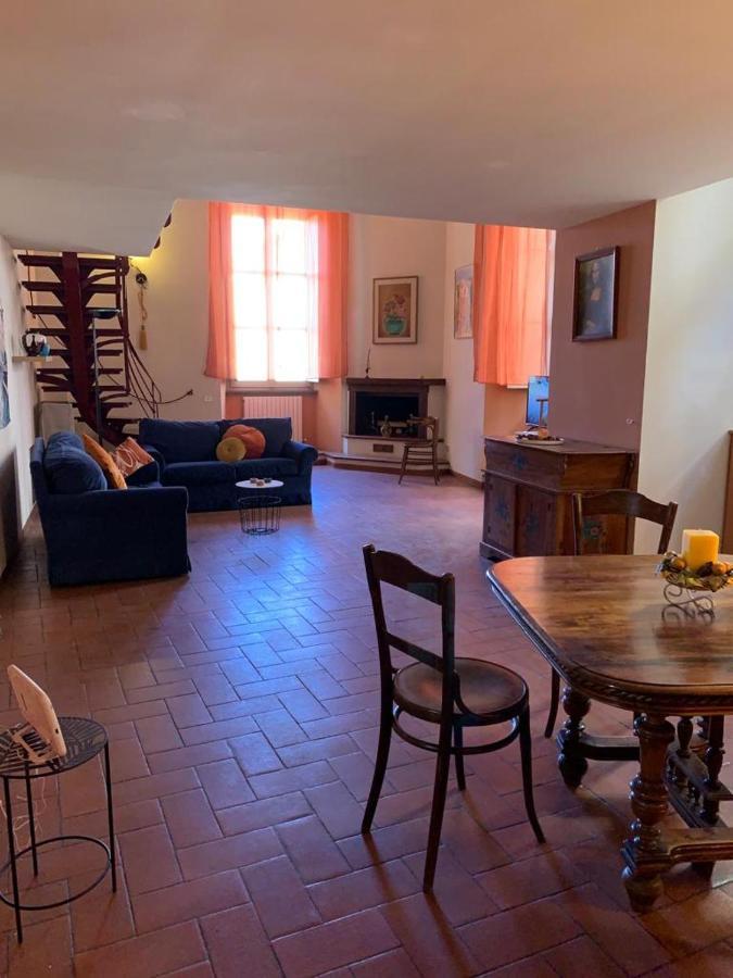 Appartamento Central Palace Spoleto Luaran gambar